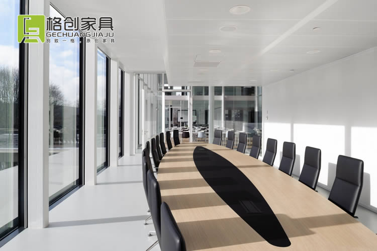 現代辦公家具