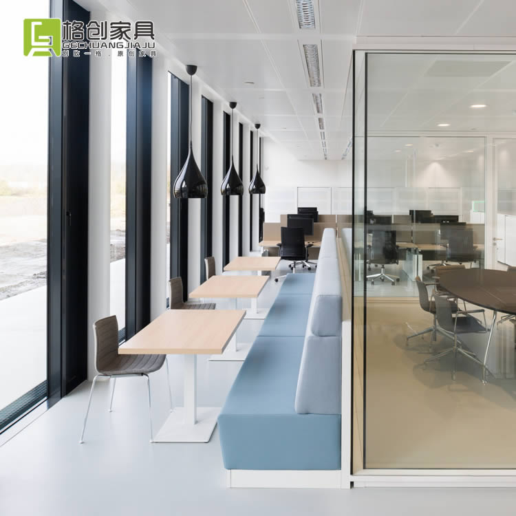 現代辦公家具